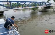 男子驾驶快艇在长江上钓鱼，被罚款3000元