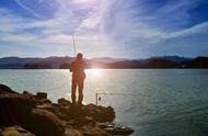 男性对钓鱼的热衷：一种心理成瘾现象，现实且正常！无需担忧