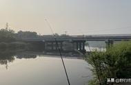 海竿实战技巧大揭秘，北京凉水河钓鱼经验全解析