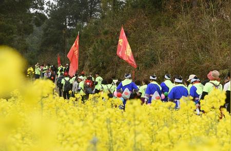 贵州平坝：'走进一百个美丽乡村'第38站的徒步之旅